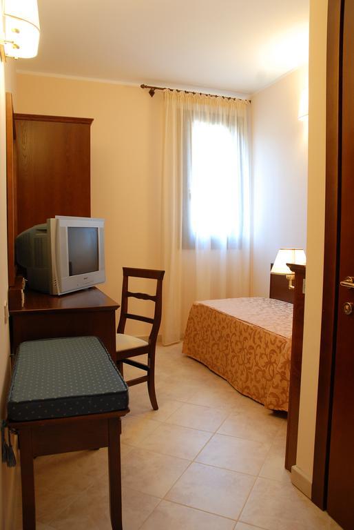 Hotel Villa Mokarta Salemi Quarto foto