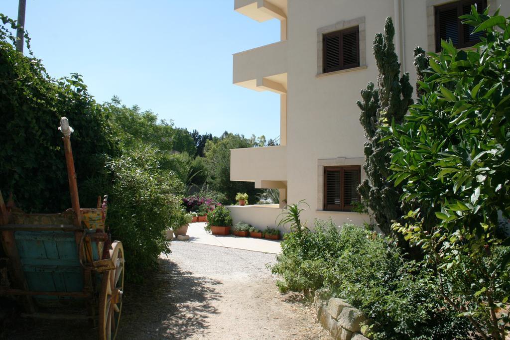 Hotel Villa Mokarta Salemi Exterior foto