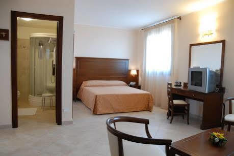 Hotel Villa Mokarta Salemi Quarto foto